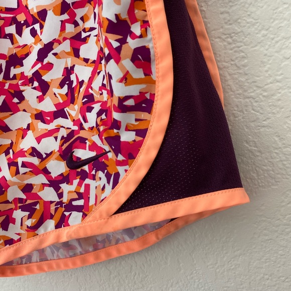 Girls Nike Dri-Fit Shorts - Picture 3 of 8